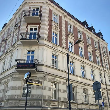 Kato Cosi Lägenhet *